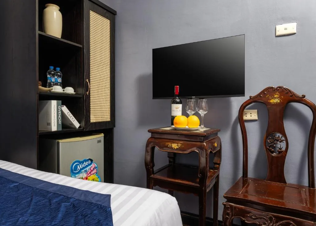 Superior Triple Room — Amanda Boutique Hotel & Travel